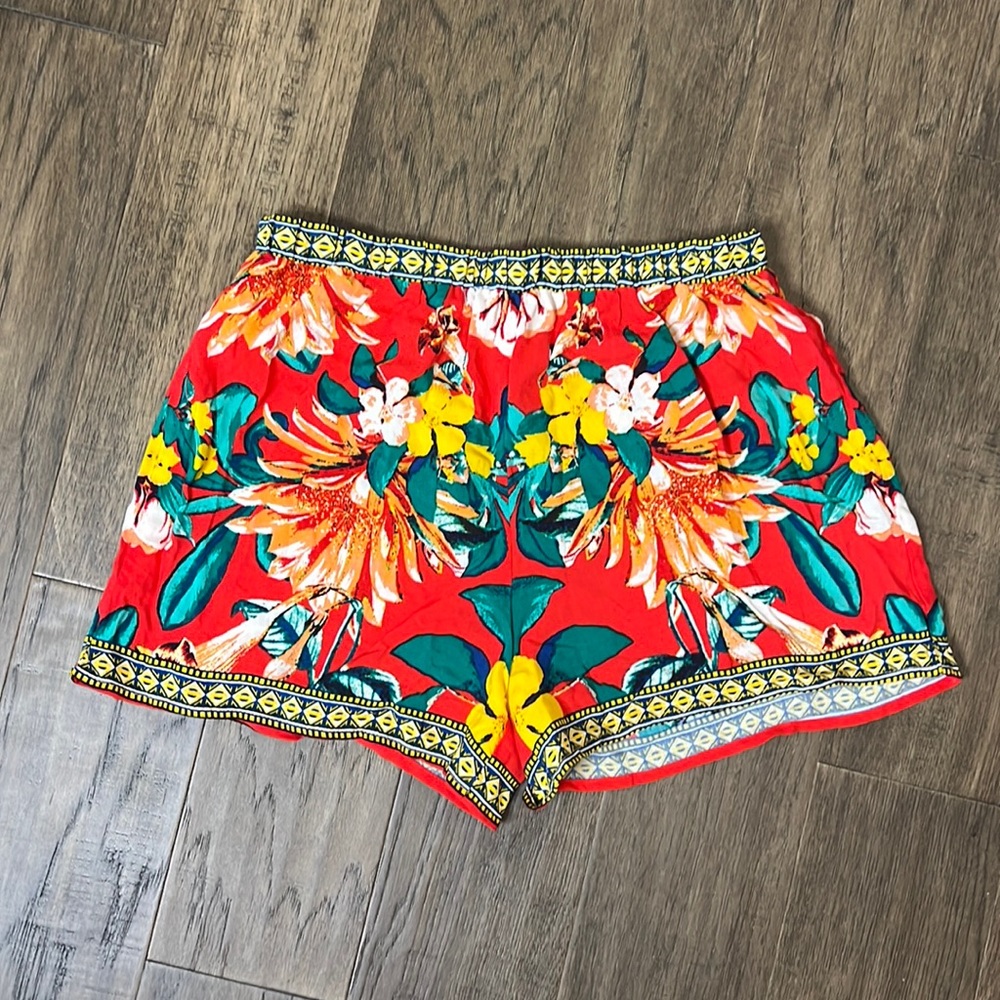 Hawaiian print floral shorts
